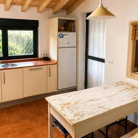 Casa Con Jardin En Novales, Entre Comillas, Santillana Y La Costa Дом отдыха Новалес