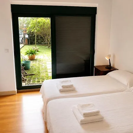 Casa Con Jardin En Novales, Entre Comillas, Santillana Y La Costa Дом отдыха